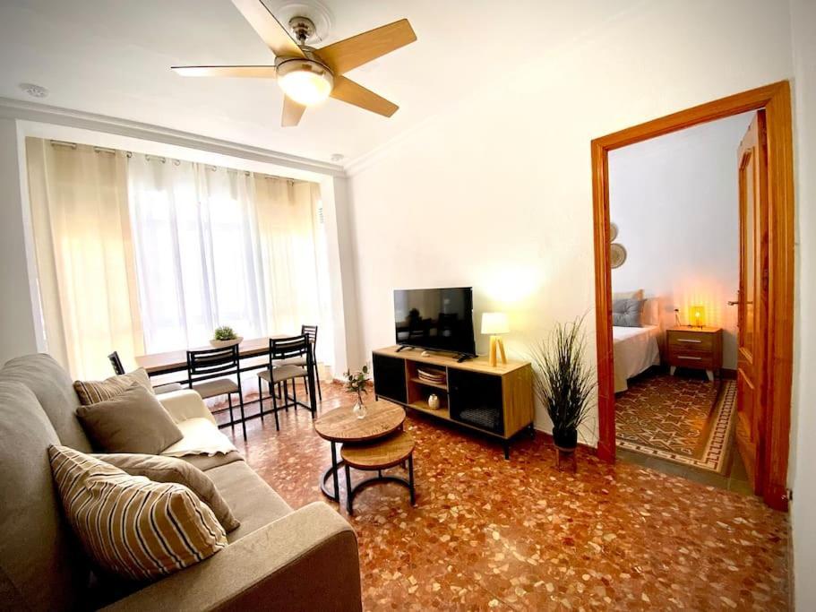Mychoice Casa Milagros Apartment โรตา ภายนอก รูปภาพ